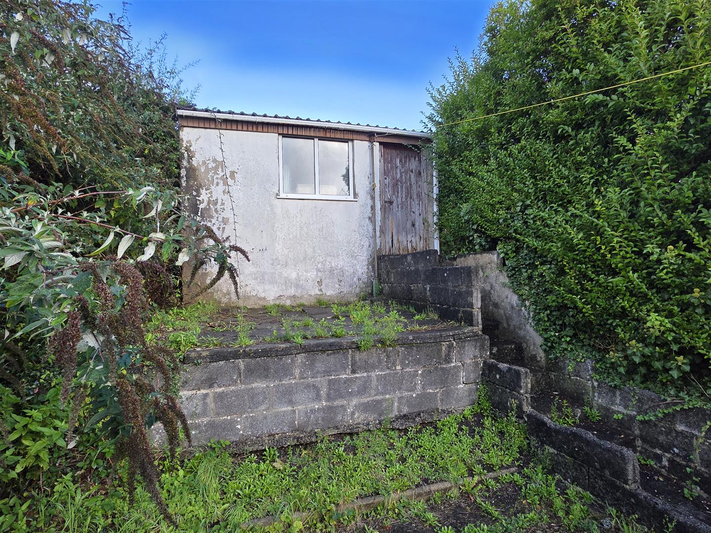 Panteg, Felinfoel, Llanelli, SA15 3TE